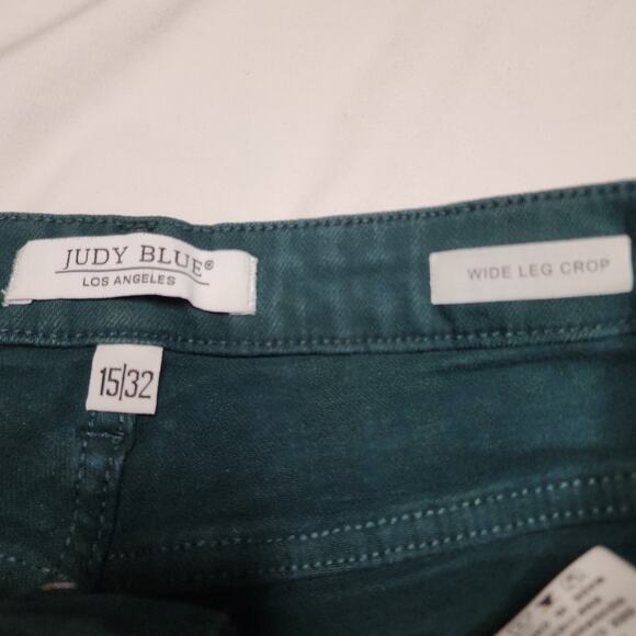Judy Blue Womens Wide Leg Crop Jeans Sz 15/32 Green Raw Hem JB88104C Button Fly - Picture 7 of 8